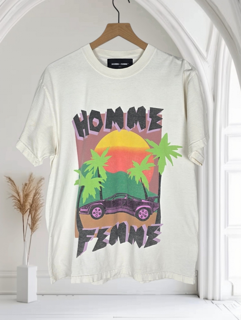 HOMME + FEMME Graphic Tee with Sunset & Palm Print Size Men's Small